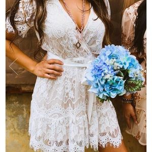 Medium dress